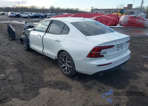 2020 Volvo S60 T5 Momentum z USA, uszkodzony, nr VIN 7JR102FK8LG043930